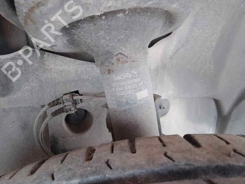 Used Right front shock absorber MERCEDES-BENZ VITO Bus (W639) 111 CDI (639.701, 639.703, 639.705) (109 hp) 28467010