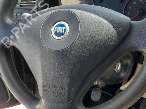 driver-airbag-fiat-stilo-192_-2001-2002-2003-2004-2005-2006-2007-2008-2009-2010-34472958 main image