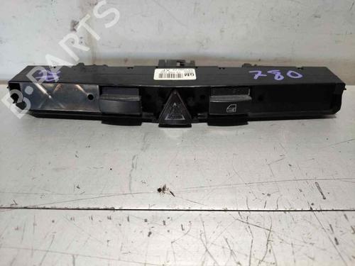 Used Warning switch OPEL ZAFIRA / ZAFIRA FAMILY B (A05) [2005-2019]  32397068