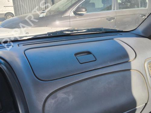 Used Glove box NISSAN PICK UP (D22) [1997-2026]  32371561