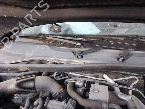 Used Front windshield wiper arm AUDI Q7 (4LB) 3.0 TDI quattro (240 hp) 28470472