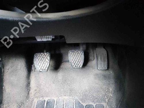 Used Clutch pedal NISSAN PULSAR Hatchback (C13) [2014-2025]  28457714