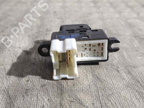 Right front window switch NISSAN MICRA III (K12)  | BP28123284I26 