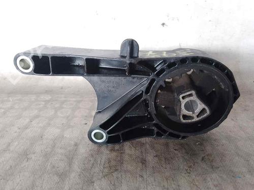 Used Engine mount OPEL ASTRA J Saloon 1.7 CDTI (69) (110 hp) 26476399