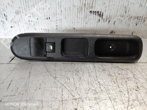 Used Right front window switch Right front window switch PEUGEOT 3008 I MPV (0U_) 1.6 HDi (109 hp) 36018941 36018941