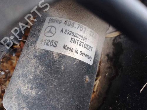Used Front wiper motor MERCEDES-BENZ VITO Bus (W639) 111 CDI (639.701, 639.703, 639.705) (109 hp) 28467831
