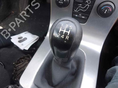 Used Shift knob VOLVO C30 (533) 1.6 D (109 hp) 28458072