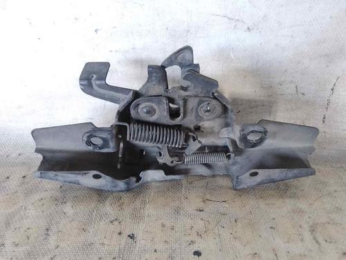Hood lock TOYOTA COROLLA Verso (ZER_, ZZE12_, R1_) 1.8 (ZNR11_, ZNR11R) | BP26469552C133 