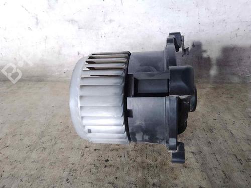 Varmeblæser SMART FORFOUR (454) 1.1 (454.033) (64 hp) 26476467