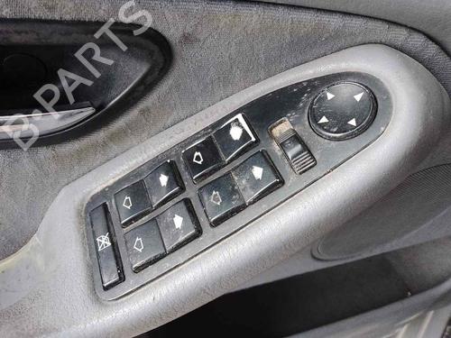 Used Left front window switch BMW 5 (E39) 530 d (184 hp) 28465282