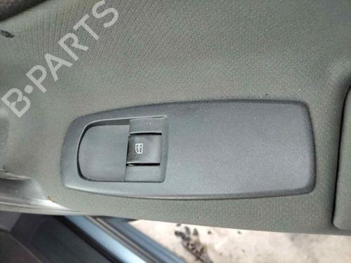 Used Right front window switch RENAULT KOLEOS I (HY_) 2.0 dCi (HY0K) (150 hp) 30619317