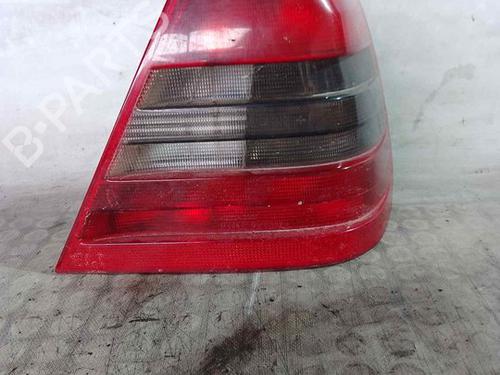 Used Right taillight MERCEDES-BENZ C-CLASS (W202) C 220 D (202.121) (95 hp) 26473395