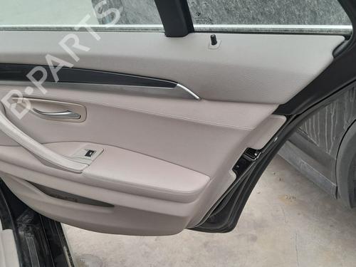 Bageste højre beklædning BMW 5 Touring (F11) 520 d (184 hp) 32985917