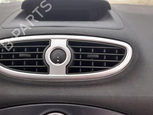 Used Air vent RENAULT CLIO III (BR0/1, CR0/1) [2005-2014]  33037192