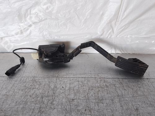 Used Pedal Pedal 37200129 37200129