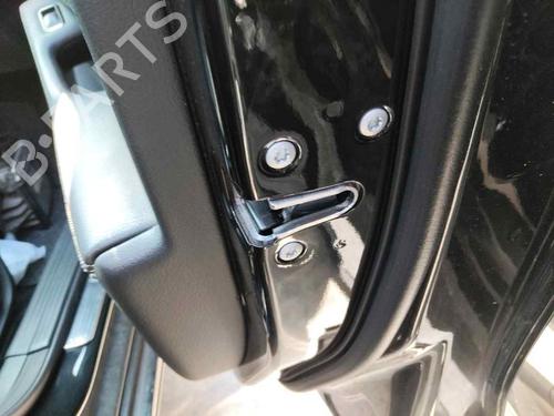 Used Front right lock MERCEDES-BENZ A-CLASS (W176) A 200 CDI / d (176.008) (136 hp) 29183298