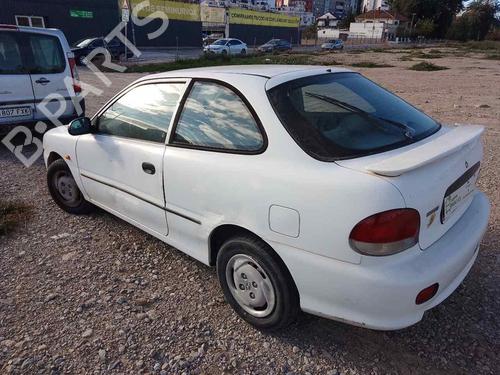 Left headlight HYUNDAI ACCENT I (X-3) 1.3 i 12V | BP26472633C28 