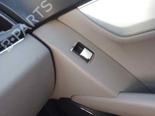 Used Right front window switch MERCEDES-BENZ C-CLASS (W204) C 200 Kompressor (204.041) (184 hp) 28469904
