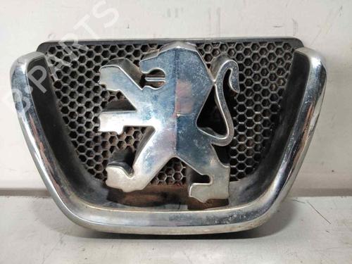 Used Grille PEUGEOT 206 CC (2D) 2.0 S16 (136 hp) 32086765