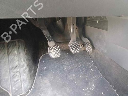 Used Pedal VW POLO IV (9N_, 9A_) 1.4 16V (80 hp) 28469253