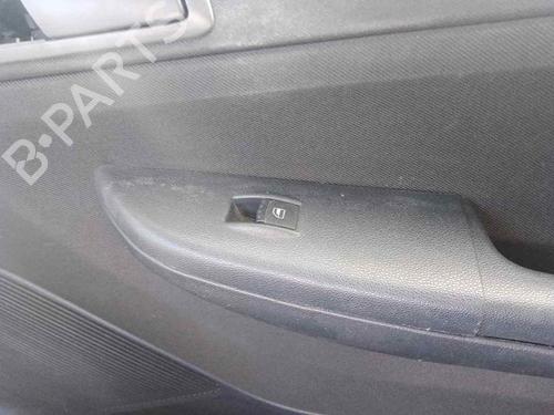 Pulsantiera anteriore destra SKODA FABIA I (6Y2) [1999-2008]  28458045