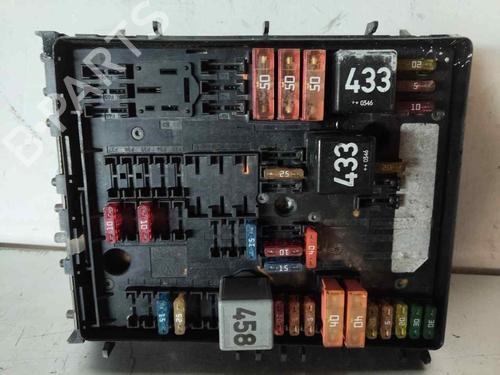 fuse-box-vw-golf-v-1k1-2003-2004-2005-2006-2007-2008-2009-2010-33113426 main image