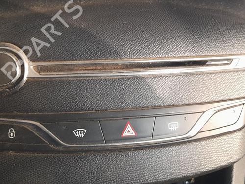 Used Radio Radio 34126212 34126212