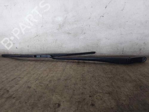 Used Front windshield wiper arm TOYOTA PRIUS (_W3_) 1.8 Hybrid (ZVW3_) (99 hp) 26472550