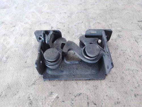 Used Hood lock BMW 1 (E87) 118 d (122 hp) 26468954