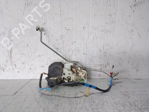 Serratura anteriore destra Serratura anteriore destra HONDA CIVIC VI Fastback (MA, MB) 1.5 16V (MB3) (114 hp) 36432180 36432180