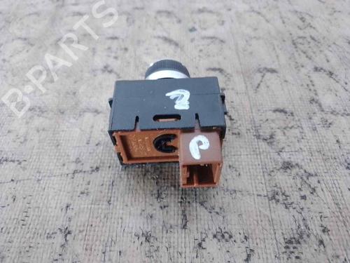 Switch INFINITI G Convertible 37 | BP26478832I30 
