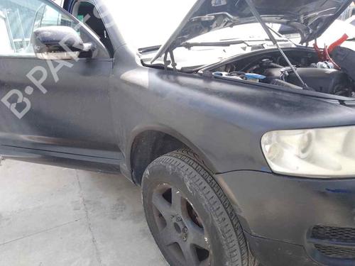 Caja reles / fusibles VW TOUAREG (7LA, 7L6, 7L7) [2002-2013]  28454568