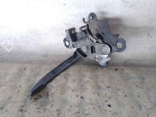 Used Hood lock TOYOTA YARIS (_P13_) 1.5 (NSP131_) (112 hp) 26471299