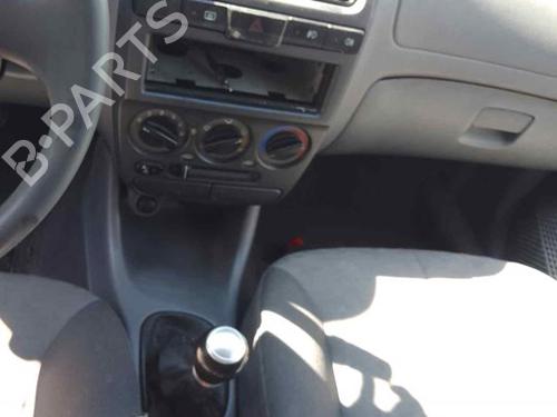 Højre forlygte HYUNDAI ACCENT II (LC) 1.5 CRDi | BP26473621C29 