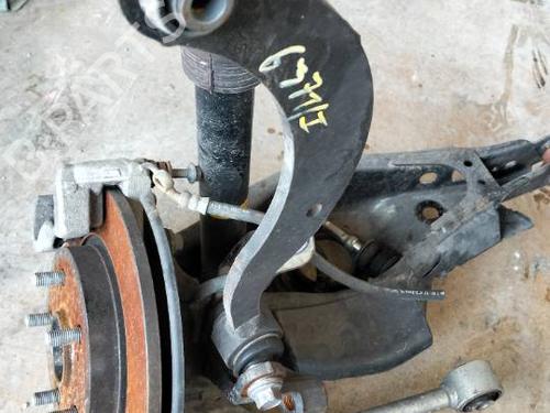 Brazo Suspension trasero izquierdo Brazo Suspension trasero izquierdo TOYOTA AURIS (_E18_) [2012-2019] 39751133 39751133