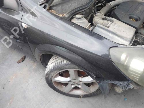 Used Right front fenders OPEL ASTRA H (A04) [2004-2014]  28469402