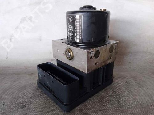 Used ABS pump RENAULT LAGUNA II (BG0/1_) 2.2 dCi (BG0F) (150 hp) 26479430