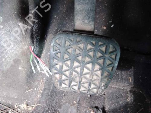 Used Clutch pedal SAAB 9-3 Estate (E50) 1.9 TiD (120 hp) 28453602