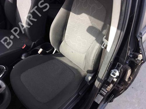 Fahrersitz für HYUNDAI i20 I (PB, PBT) [2008-2015]  28453644