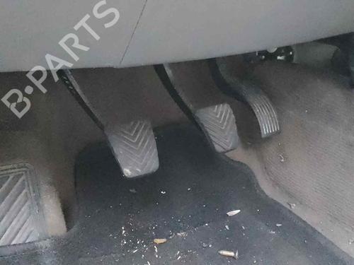 Used Break pedal HYUNDAI SANTA FÉ I (SM) 2.0 CRDi (113 hp) 28451713