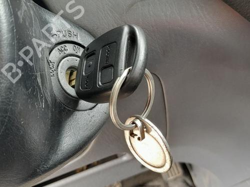 Used Ignition barrel Ignition barrel TOYOTA RAV 4 II (_A2_) [2000-2005] 33619691 33619691