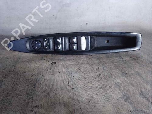 Used Left front window switch CITROËN C4 I (LC_) [2004-2014]  26470665