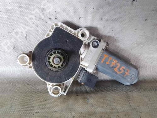 Rudehejsemotor bagstkærm venstre MERCEDES-BENZ E-CLASS (W211) E 270 CDI (211.016) | BP26686844E23 