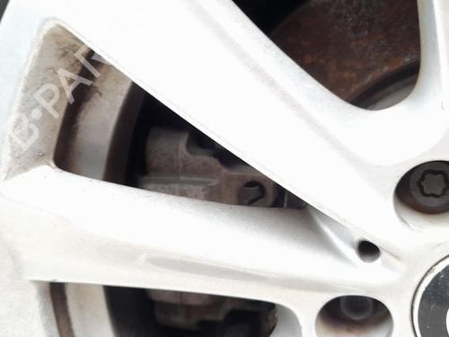 Used Right front brake caliper BMW 5 Touring (F11) 520 d (184 hp) 32985947