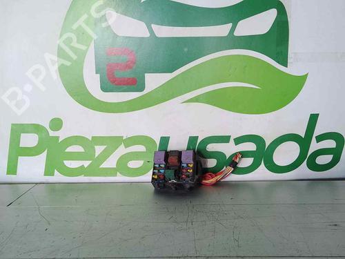 Used Fuse box RENAULT ESPACE IV (JK0/1_) 2.0 dCi (JK01, JK02, JK1J, JK1K, JK1H) (150 hp) 31307247