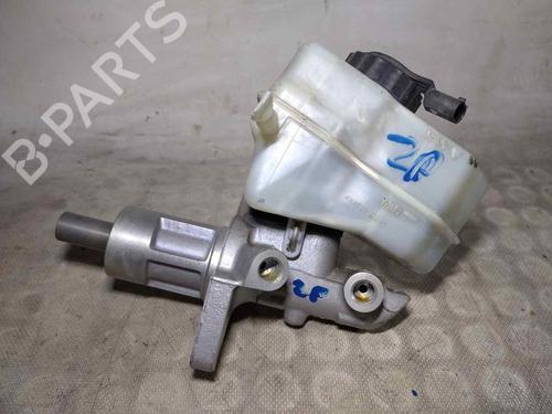 Used Brake master cylinder BMW 1 (E87) 118 d (143 hp) 26471615
