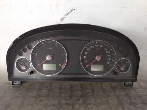 Used Instrument cluster FORD MONDEO III (B5Y) [2000-2007]  26471764