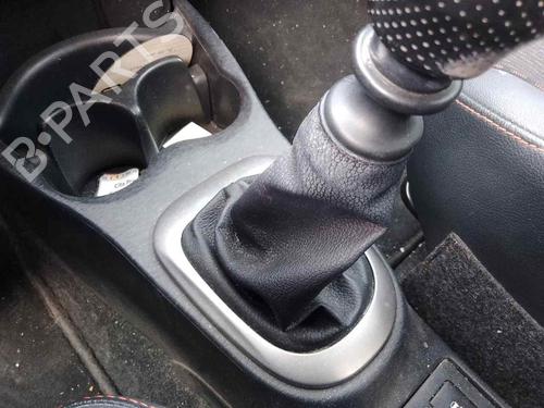 Used Gear lever TOYOTA YARIS (_P13_) [2010-2020]  28458971