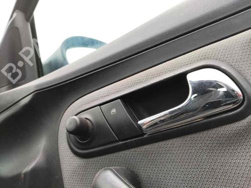 Used Front right interior door handle SEAT IBIZA III (6L1) [2002-2009]  29310995