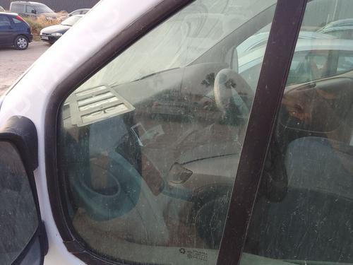 Used Front left quarter glass Front left quarter glass 38509022 38509022